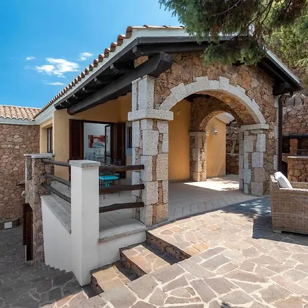 Villa Orchidea Porto San Paolo (Sardinia)